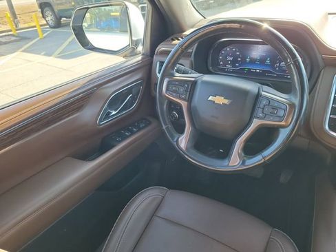 Certified 2024 Chevrolet Suburban High Country w/ Premium Package 2 image 13