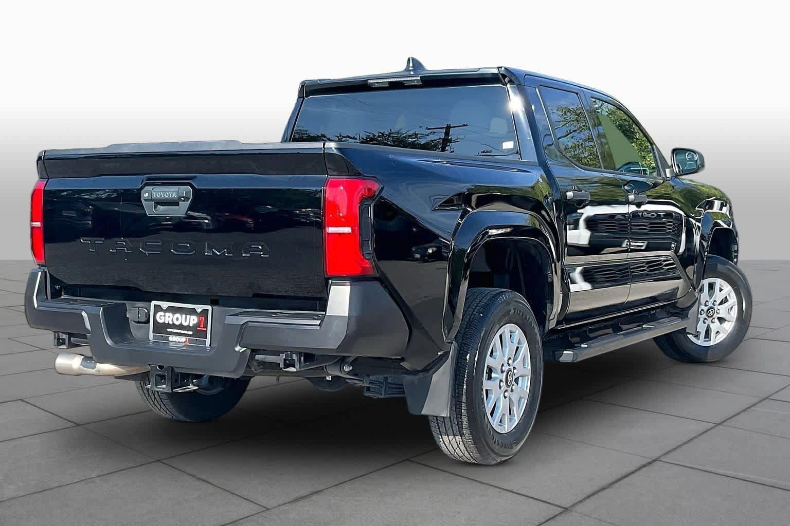 Used 2024 Toyota Tacoma SR RWD image 13
