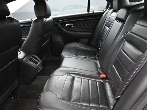 Used 2017 Ford Taurus SHO image 16