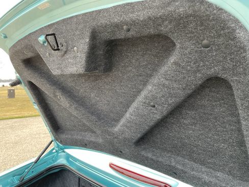 Used 2002 Ford Thunderbird Deluxe image 65