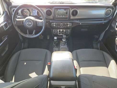 Used 2022 Jeep Gladiator Sport AWD/4WD image 15