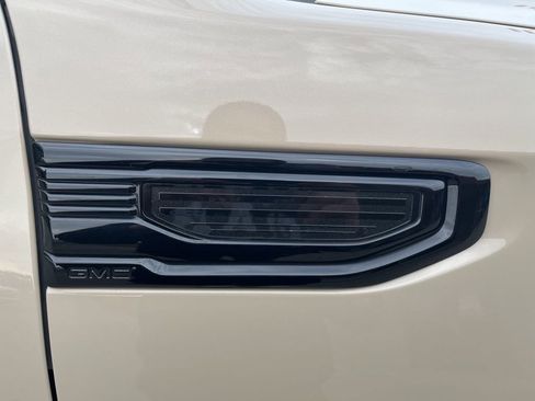 Used 2022 GMC Sierra 1500 Elevation image 56