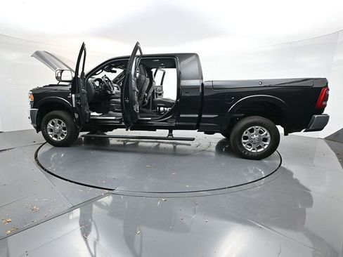 Used 2021 RAM 2500 Limited image 41