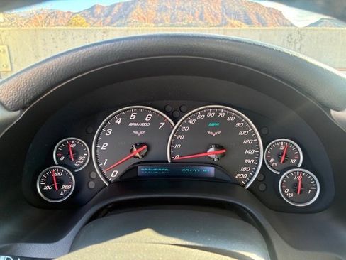 Used 2007 Chevrolet Corvette Coupe w/ Preferred Equipment Group image 14