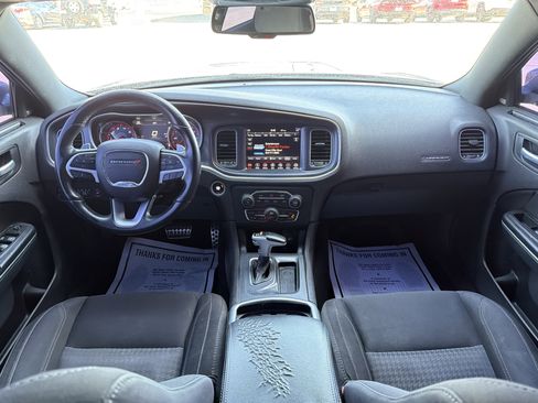 Used 2018 Dodge Charger SXT Plus RWD image 11