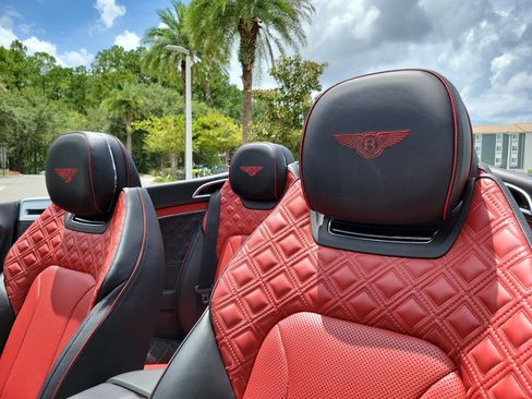 Used 2022 Bentley Continental GT AWD/4WD image 41