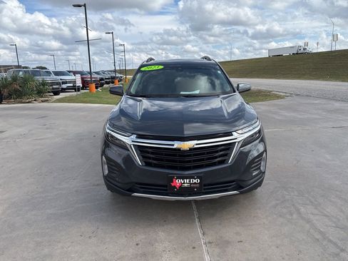 Used 2023 Chevrolet Equinox LT image 2