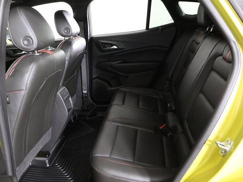 Used 2024 Chevrolet Trax RS image 31