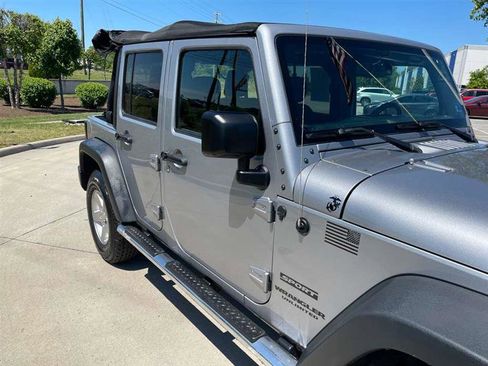 Used 2016 Jeep Wrangler Unlimited Sport w/ Quick Order Package 24S AWD/4WD image 26