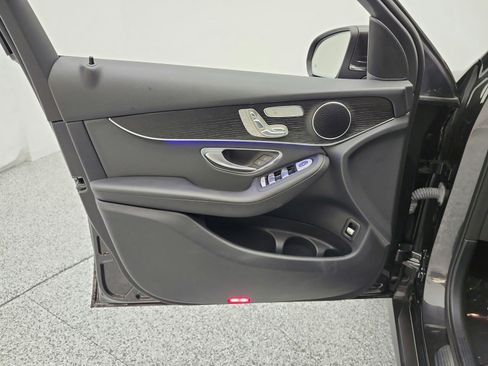 Used 2022 Mercedes-Benz GLC 300 image 14