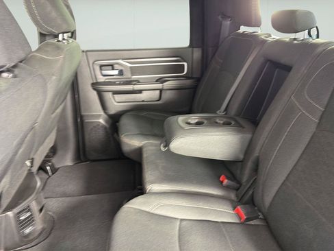 Used 2025 RAM 2500 Big Horn AWD/4WD image 24