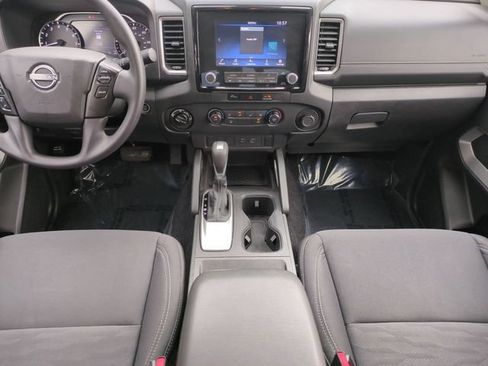 Used 2024 Nissan Frontier SV AWD/4WD image 10
