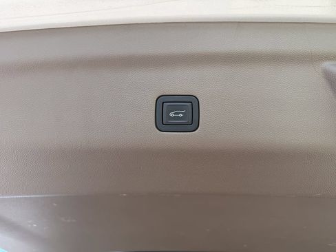 Used 2024 GMC Yukon Denali w/ Max Trailering Package AWD/4WD image 18