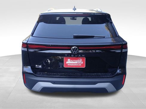 New 2026 Volkswagen Tiguan S image 4