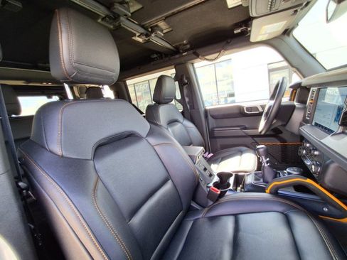 Used 2024 Ford Bronco Badlands AWD/4WD image 15