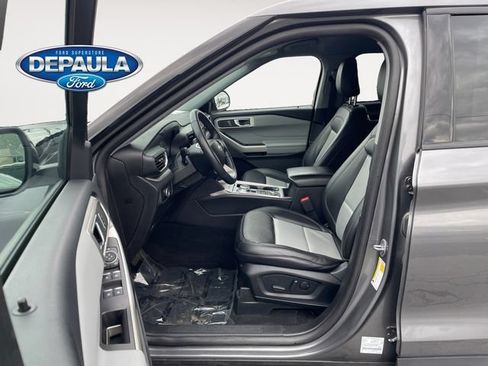 Used 2023 Ford Explorer XLT w/ Equipment Group 202A AWD/4WD image 11