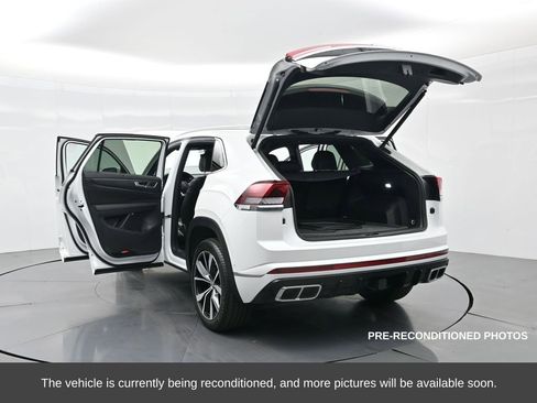 Used 2024 Volkswagen Atlas Cross Sport SEL Premium R-Line image 45