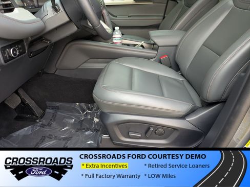 New 2026 Ford Explorer Active w/ Active Comfort Package AWD/4WD image 11