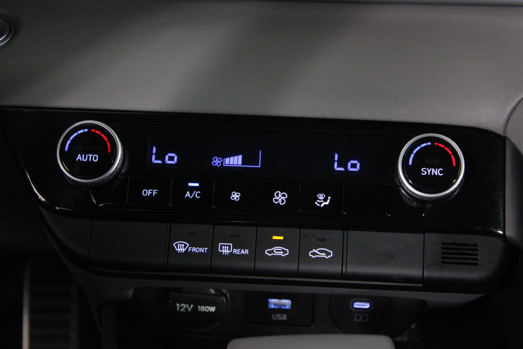 Certified 2026 Hyundai Elantra Sport FWD image 22