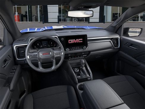 New 2025 GMC Canyon Elevation w/ Convenience Package image 15