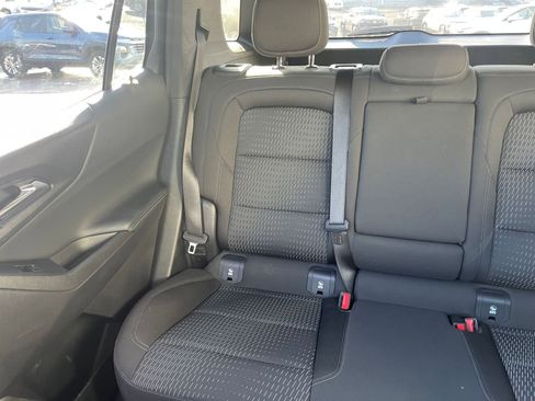 Used 2025 Chevrolet Equinox LT image 38