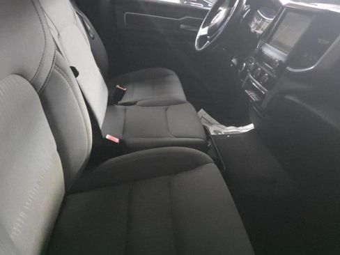 Used 2019 RAM 1500 Big Horn RWD image 10