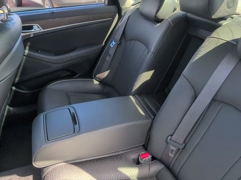 Used 2015 Hyundai Genesis 5.0 image 48