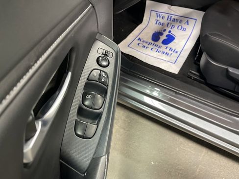 Used 2023 Nissan Sentra SV image 22