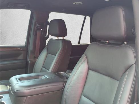 Used 2021 Chevrolet Tahoe LT image 12