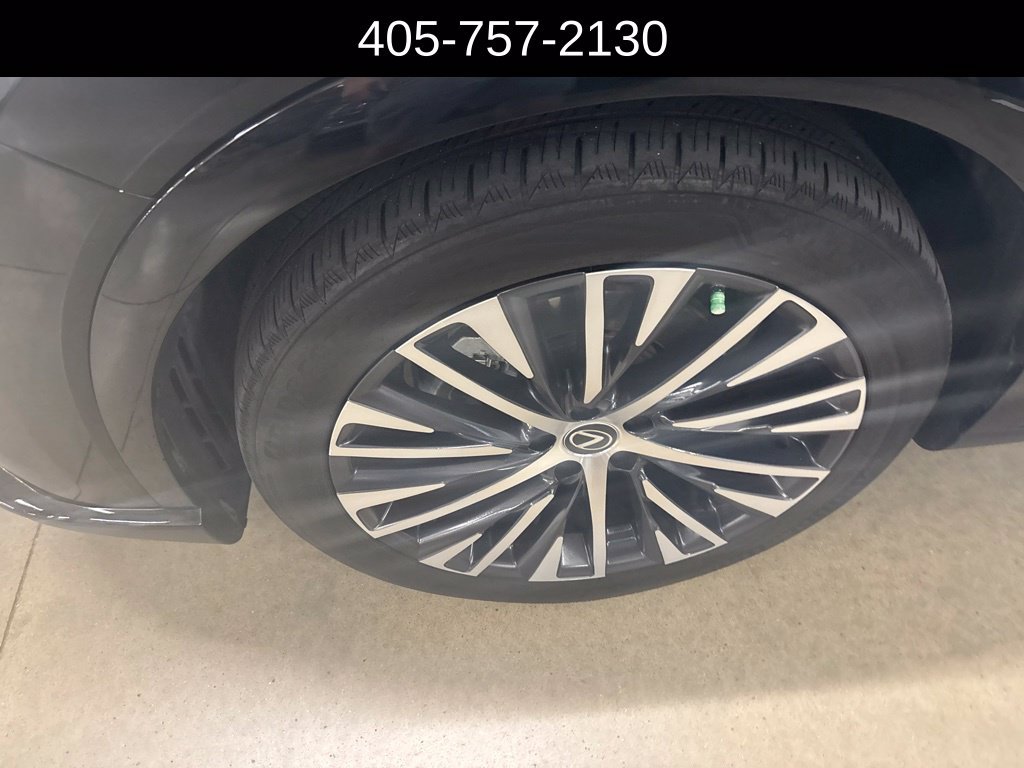 Used 2023 Lexus RX 350 Premium Plus w/ Cold Area Package AWD/4WD image 2