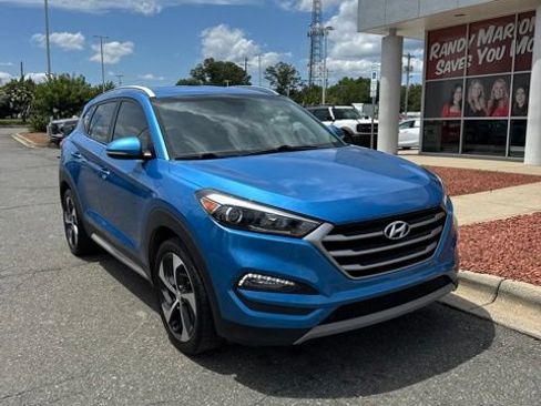Used 2018 Hyundai Tucson Sport w/ Cargo Package FWD image 2