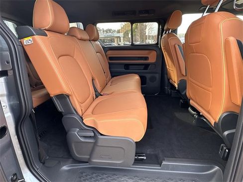 New 2025 Volkswagen ID. Buzz Pro S image 15