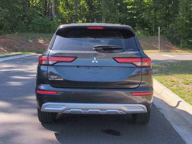 Used 2024 Mitsubishi Outlander SE Black Edition AWD/4WD image 12
