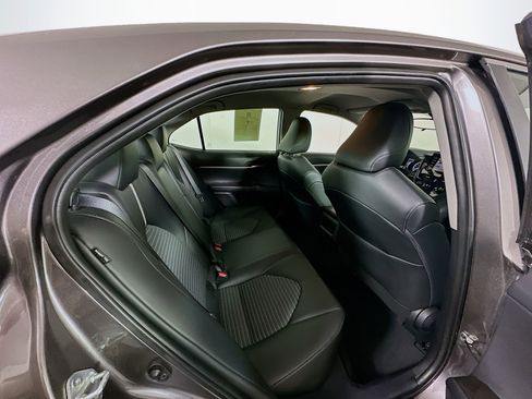 Used 2023 Toyota Camry SE image 29