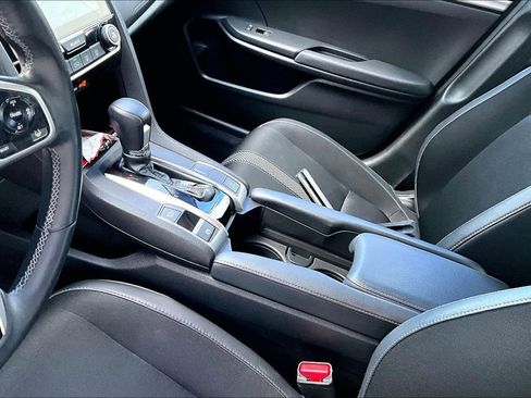 Used 2021 Honda Civic Sport image 16