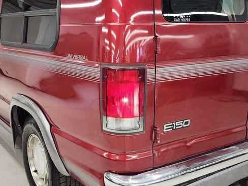 Used 1999 Ford E-150 and Econoline 150 image 34