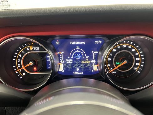 Used 2023 Jeep Wrangler Unlimited Rubicon image 24