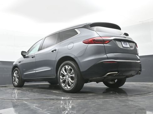 Used 2019 Buick Enclave Avenir w/ Avenir Technology Package image 44