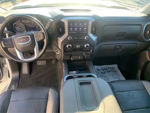 Used 2019 GMC Sierra 1500 SLT w/ SLT Premium Package image 9
