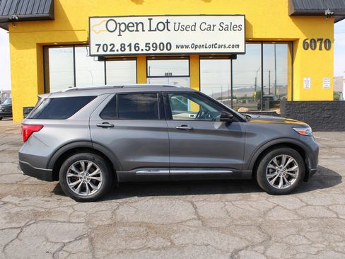 Used 2021 Ford Explorer Limited w/ Equipment Group 301A RWD image 4
