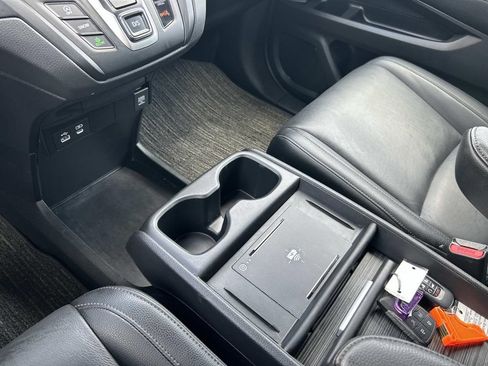 Used 2025 Honda Odyssey EX-L image 36