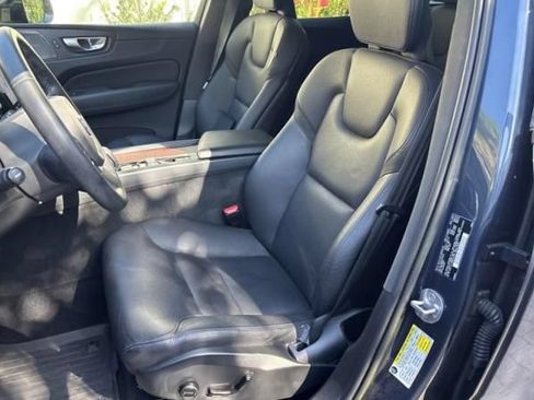 Used 2023 Volvo XC60 B5 Plus w/ Climate Package AWD/4WD image 10