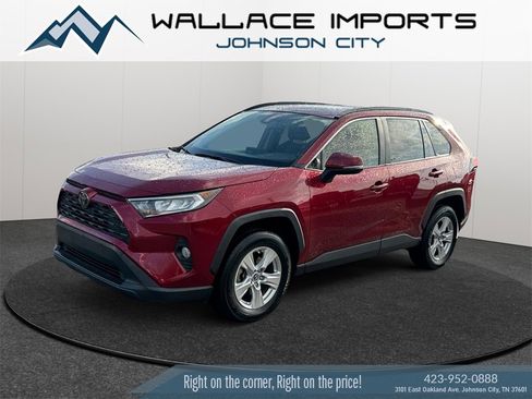 Used 2019 Toyota RAV4 XLE image 2