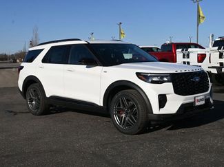 New 2026 Ford Explorer ST-Line w/ ST-Line Street Pack video 2