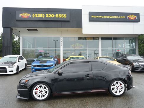 Used 2012 Scion tC image 2
