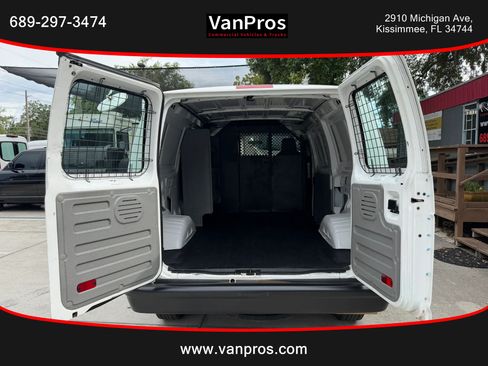 Used 2012 Ford E-250 and Econoline 250 RWD image 12
