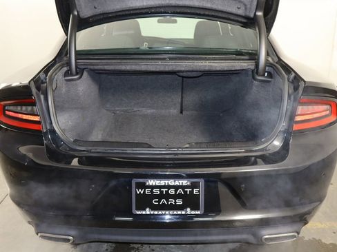 Used 2022 Dodge Charger SXT image 18