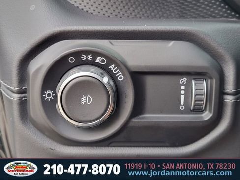 Used 2025 Jeep Wrangler Unlimited Rubicon 392 AWD/4WD image 23