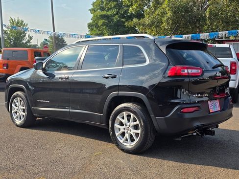 Used 2015 Jeep Cherokee Latitude w/ Comfort/Convenience Group image 29