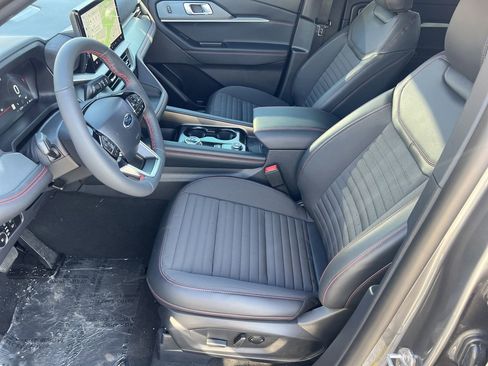 New 2026 Ford Explorer ST-Line w/ Premium Package image 18